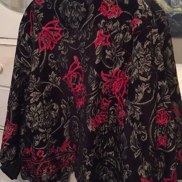 ♥️ Chicos’s Jacket ♥️ - Picture 2 of 8